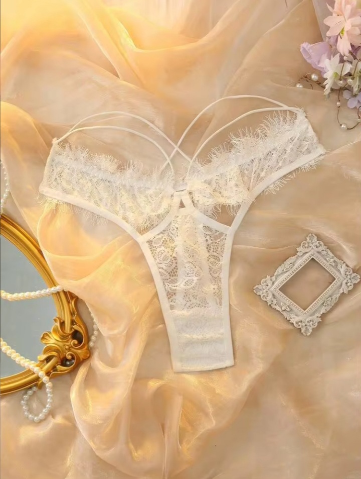Delicate Allure White Lace Patchwork Criss-Cross Metal Ring Pure Charm Elegant Exquisite Women's Thong
